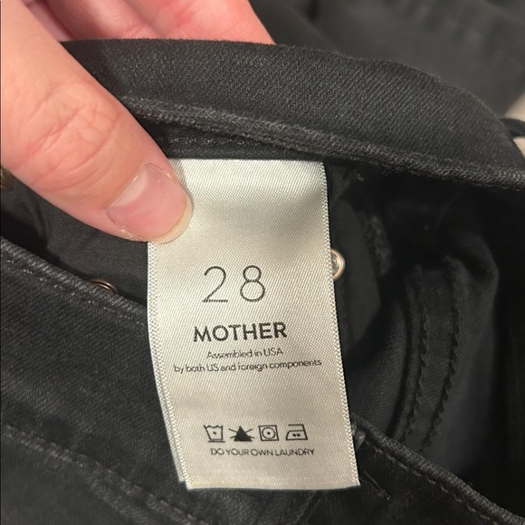 MOTHER Insider Crop Step Fray Black Jeans Size 28 - Picture 7 of 7